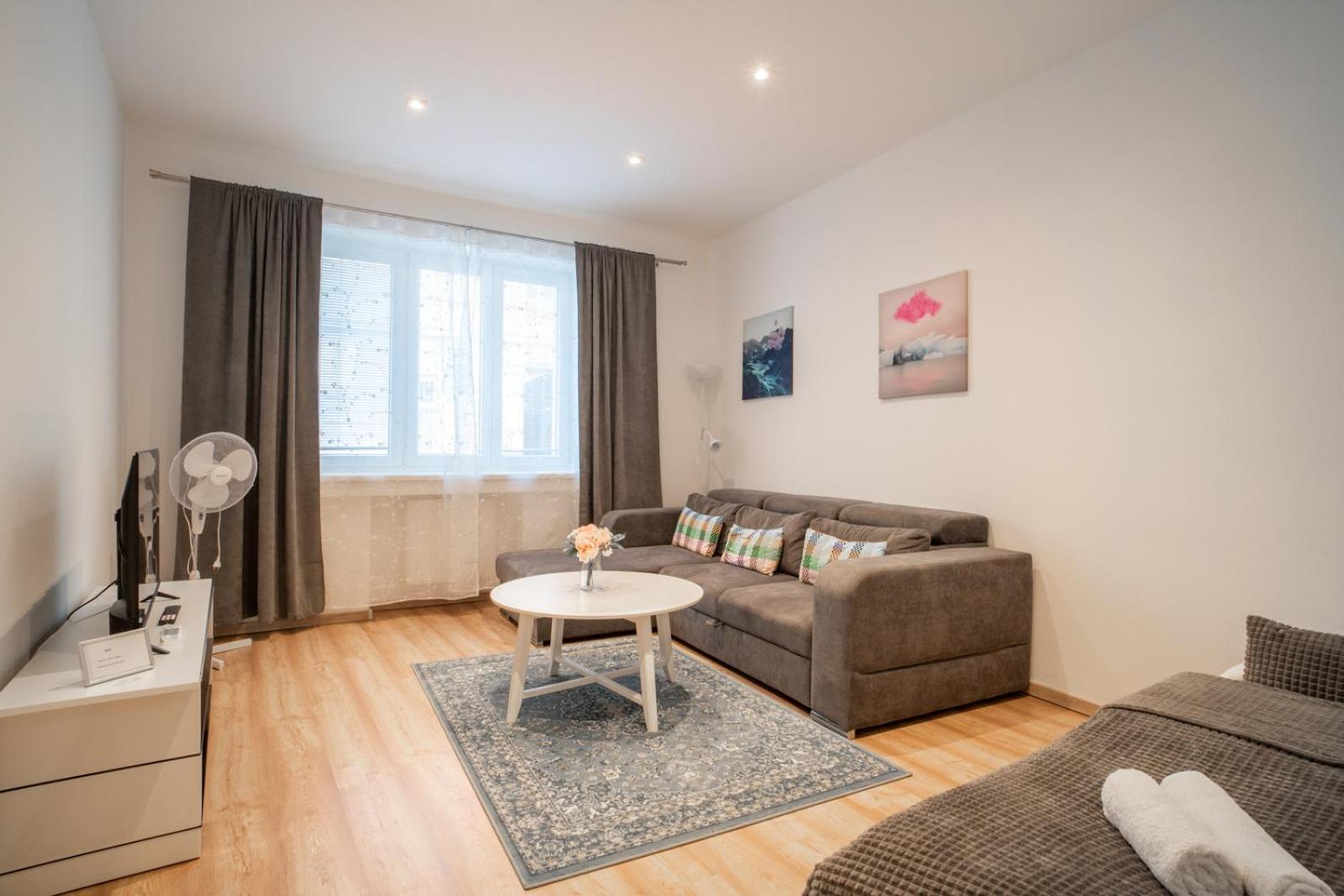 Sukromny Staromestsky Apartman V Uzasnej Lokalite/Cozy Old-Town Apartment In A Great Neighborhood Bratislava Exterior foto